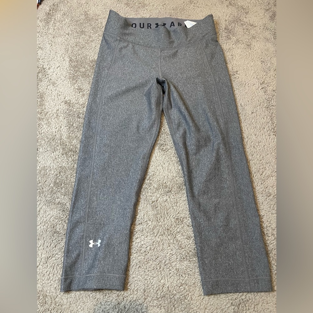UA Capris Leggings
